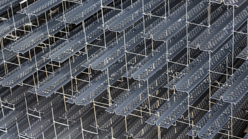 an image showing rows of splash fills from Brentwood Industries